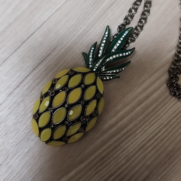 Chloe & Isabel Copacabana Long Pineapple Necklace - Picture 4 of 5